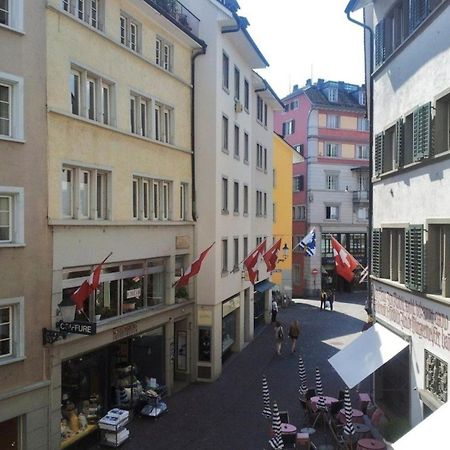 Pedestrian Area Close To Bahnhofstrasse Zürich Exterior foto