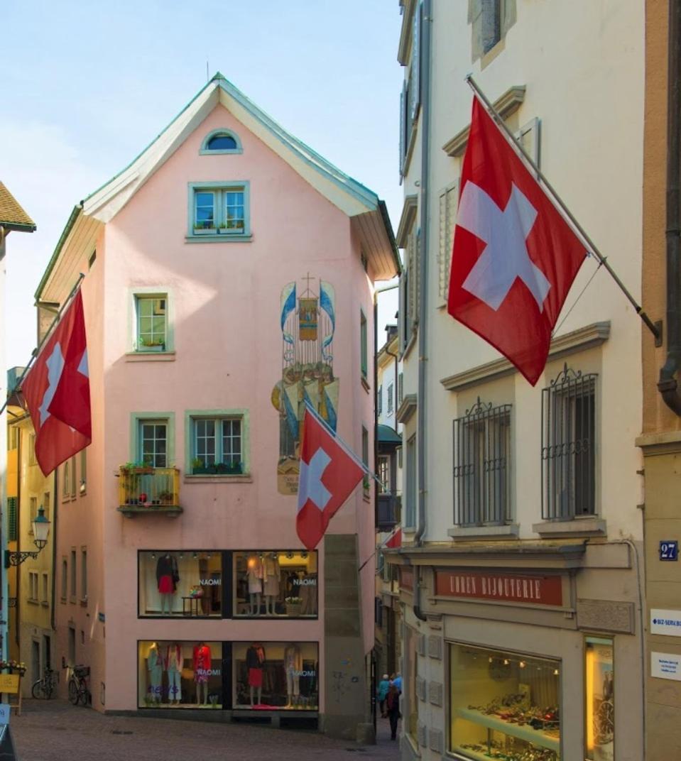 Pedestrian Area Close To Bahnhofstrasse Zürich Exterior foto